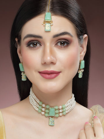 KARATCART Gold Plated Kundan Choker Light Green Jewellery Set for Women