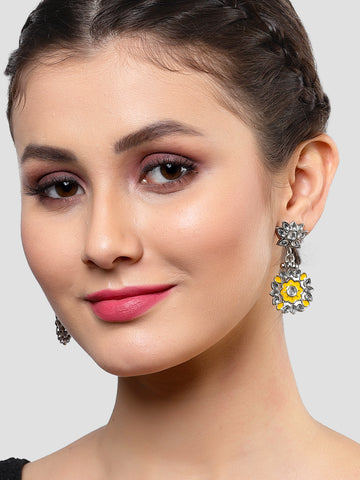 Karatcart Oxidised Silver Yellow Meena Floral Design Kundan Dangler Earrings for Women