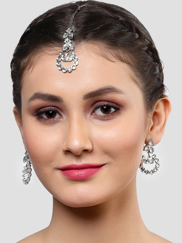 Karatcart Silver Tone Kundan Studded Drop Earrings with Maangtikka Combo Set for Women