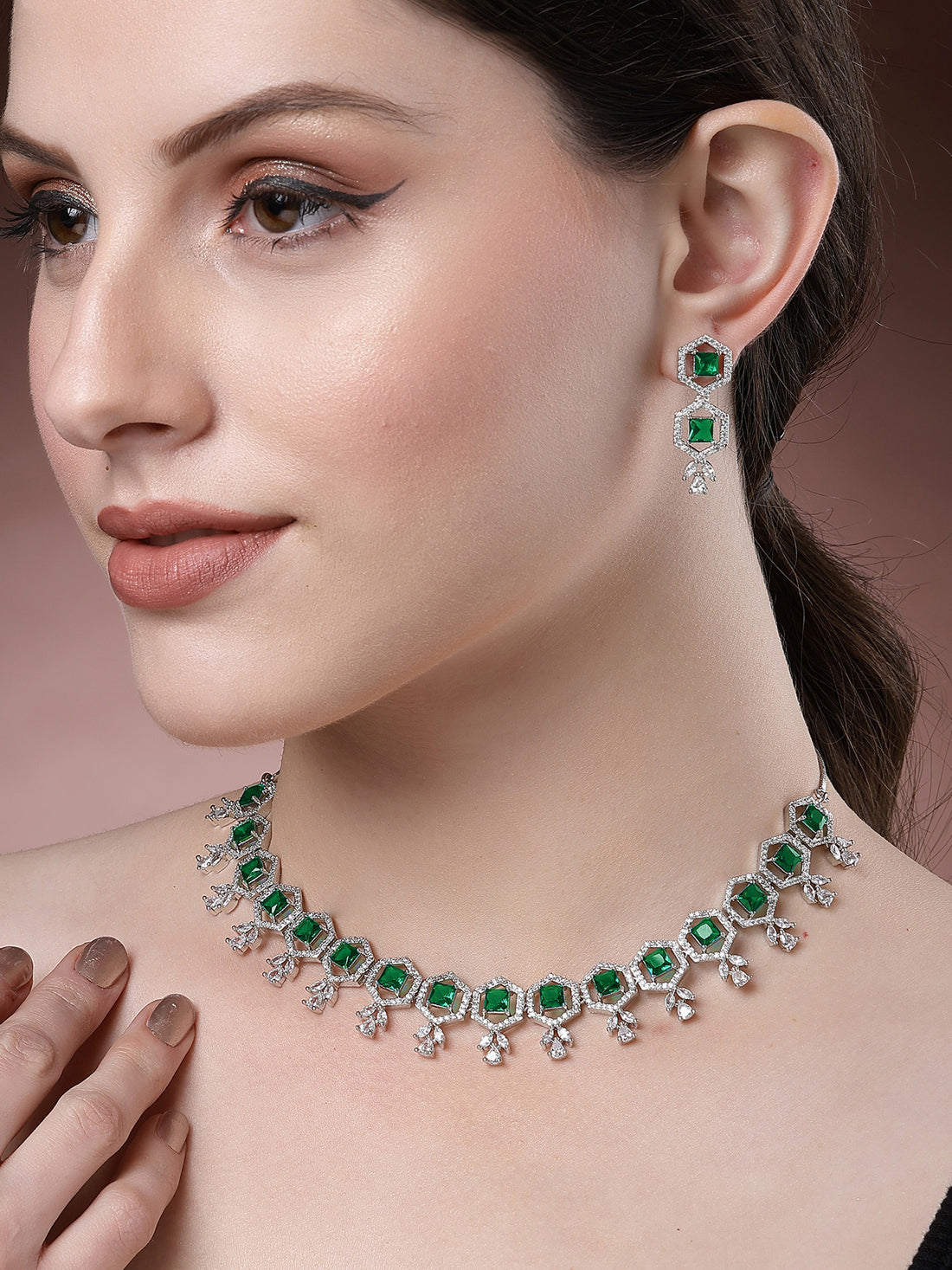 Karatcart Green Cubic Zirconia Studded Light Weight Jewellery Set for Women