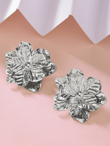 Bohey by KARATCART Silver-Plated Contemporary Floral Stud Earrings for Women