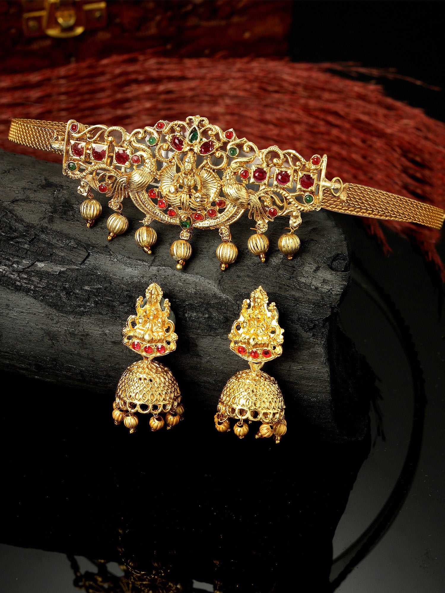 Karatcart Gold Plated Laxmi Mata Design Choker Temple Jewellery Set for Women - Image 1