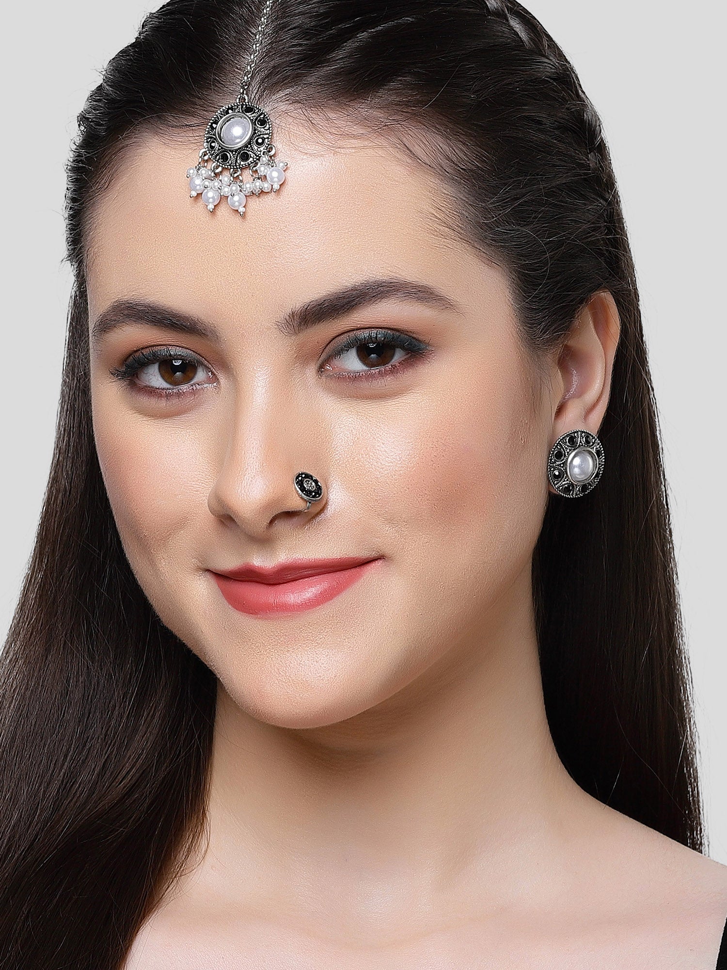 Karatcart Oxidised Silver Black Stone and Pearl Studded Earrings with Maangtikka and Nath Combo