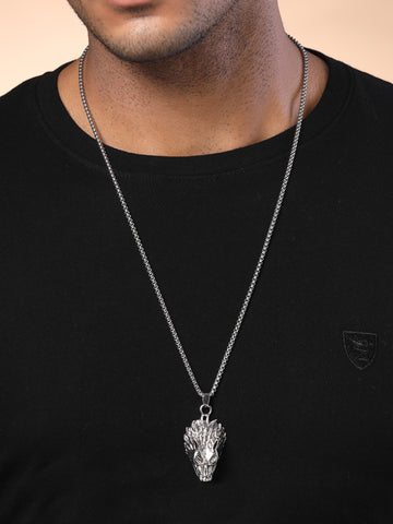 Bohey by KARATCART Silver Plated Howling Wolf Metal Chain Pendant for Men