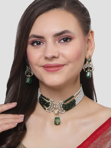 Karatcart Gold Plated Green Tumble Beaded Choker Necklace Set for Women