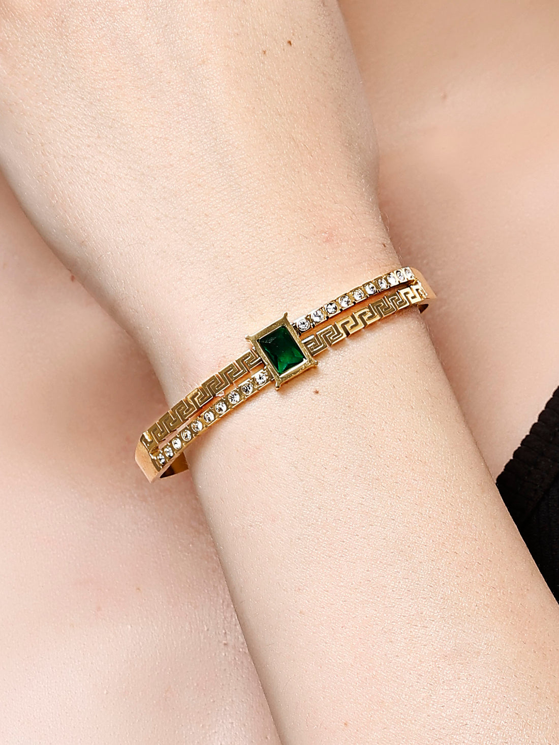 Bohey by KARATCART Gold-Plated Green Cubic Zirconia Studded Bangle-Style Bracelet for Women