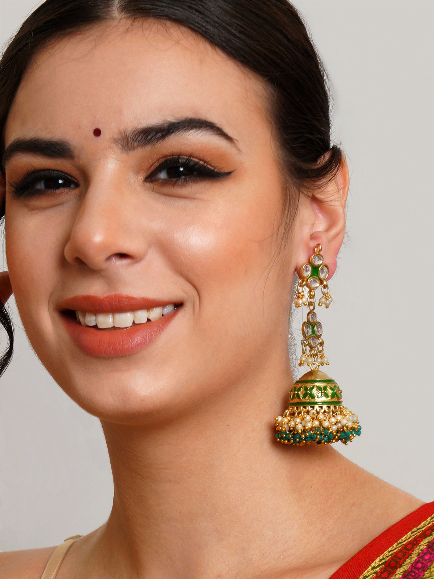 Karatcart Gold Plated Green Meena Handcrafted Kundan Jhumki Earrings for Women - view 2