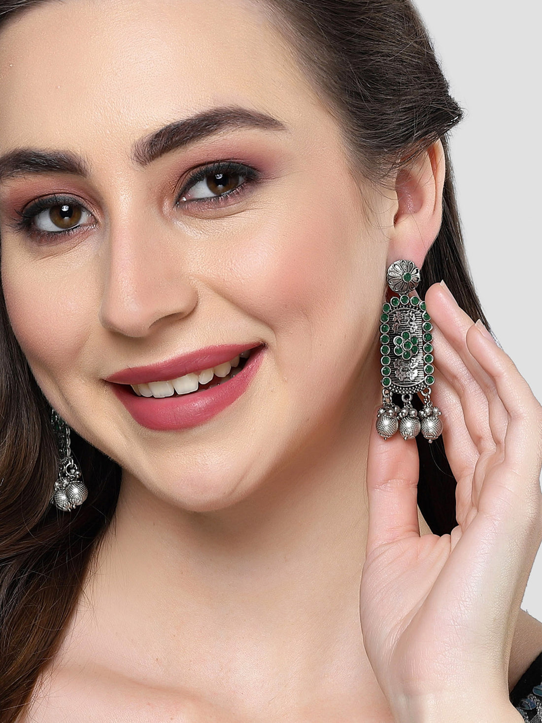 Karatcart Oxidised Silver Floral Green Stone Drop Earring for Women