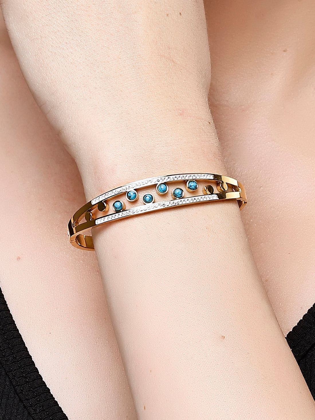 Bohey by KARATCART Gold-Plated Turquoise & Cubic Zirconia Studded Bangle-Style Bracelet for Women