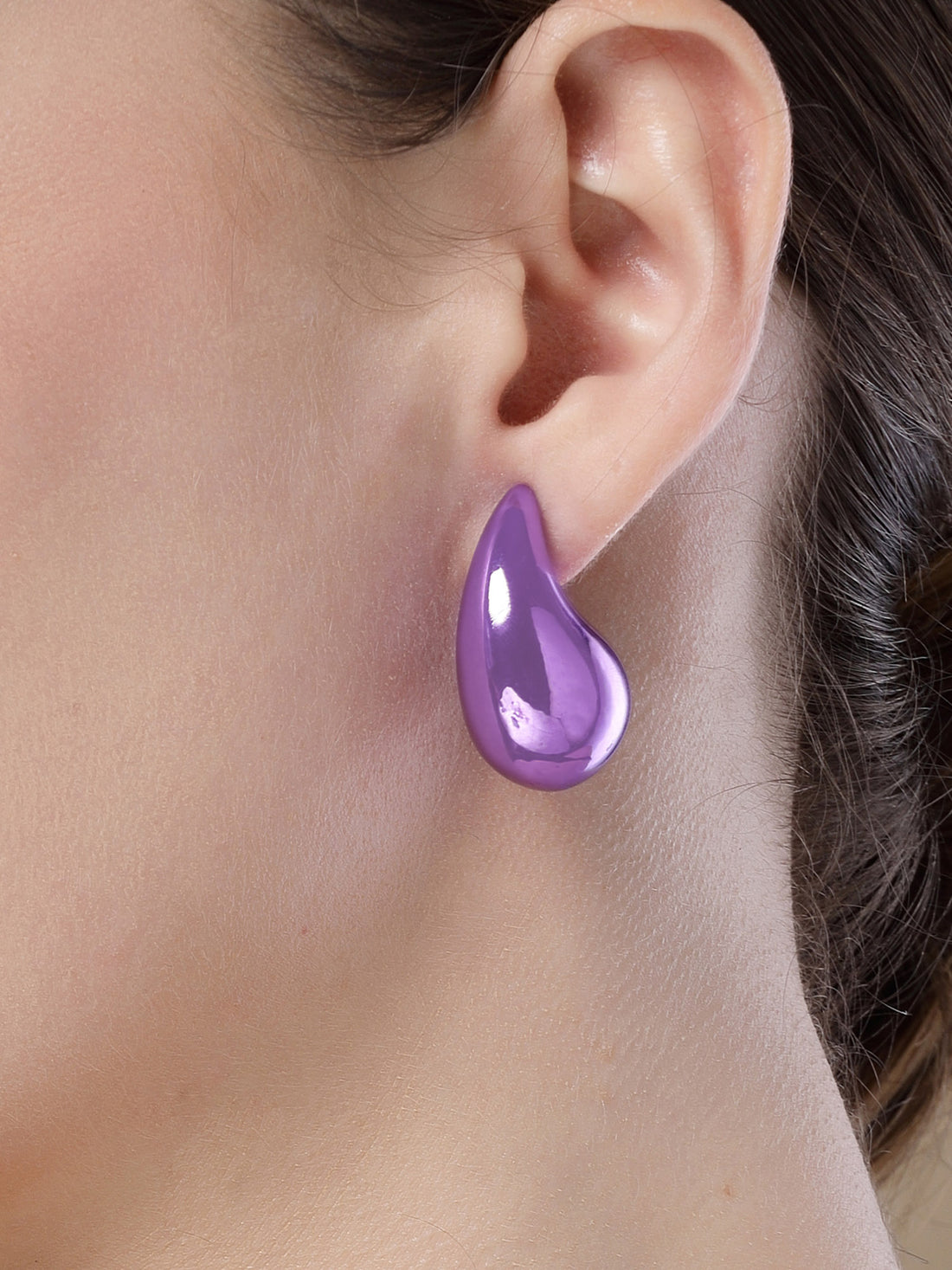 Bohey by KARATCART Matellic Purple Contemporary Studs Earrings