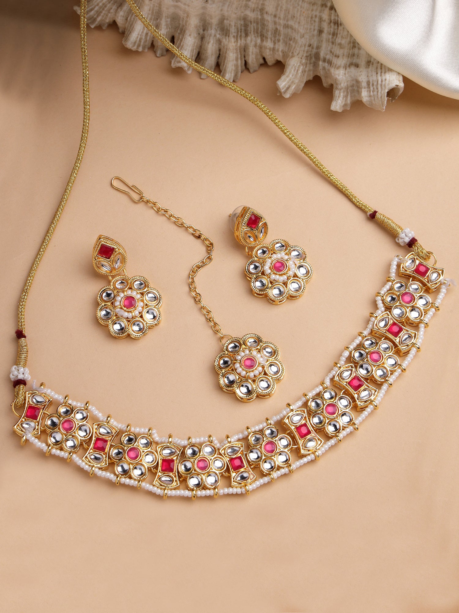 Karatcart Gold Plated Red Stone Kundan Choker Necklace Set for Women