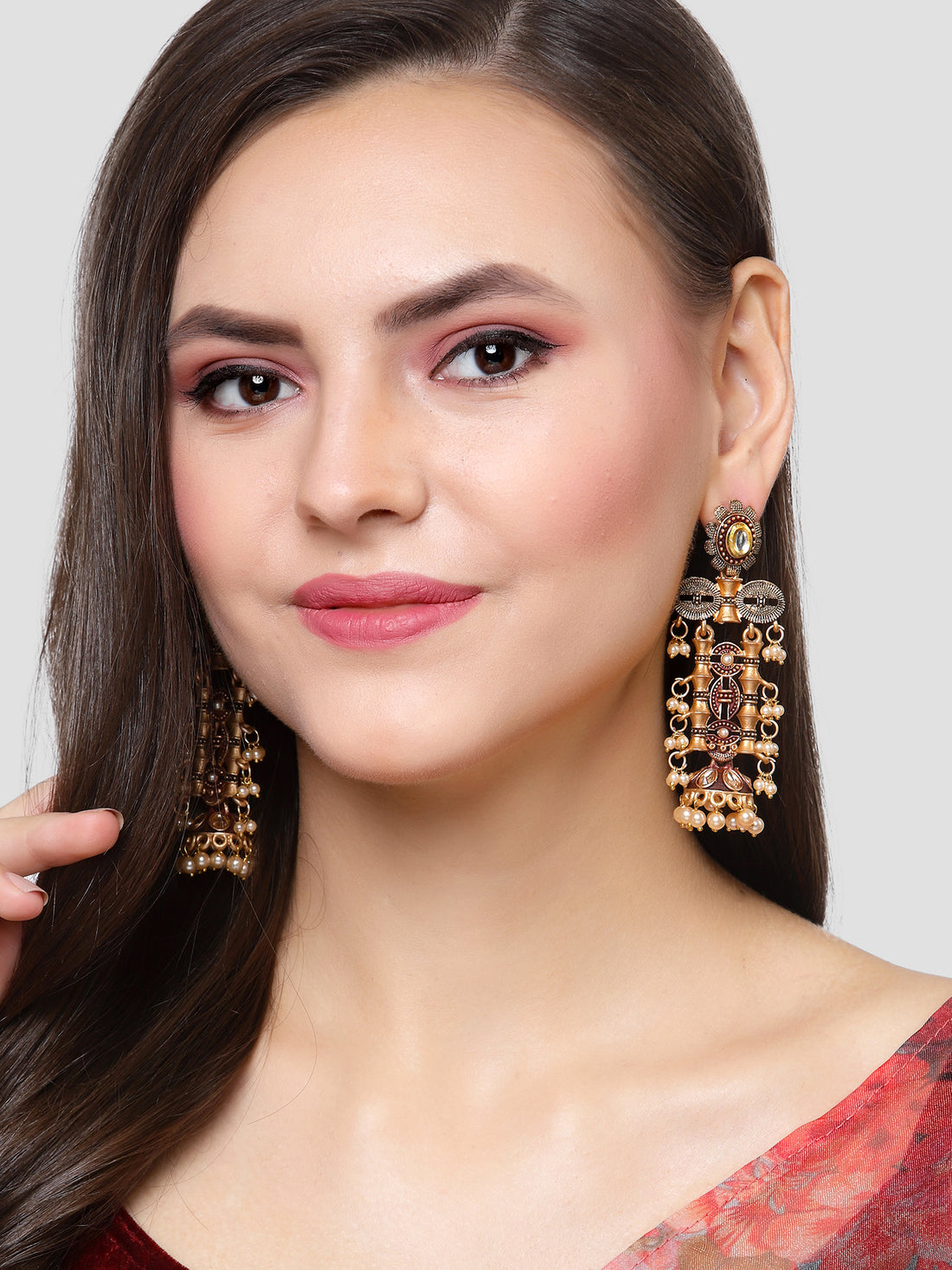 Karatcart Antique Gold Plated Maroon Kundan Drop Earrings for Women