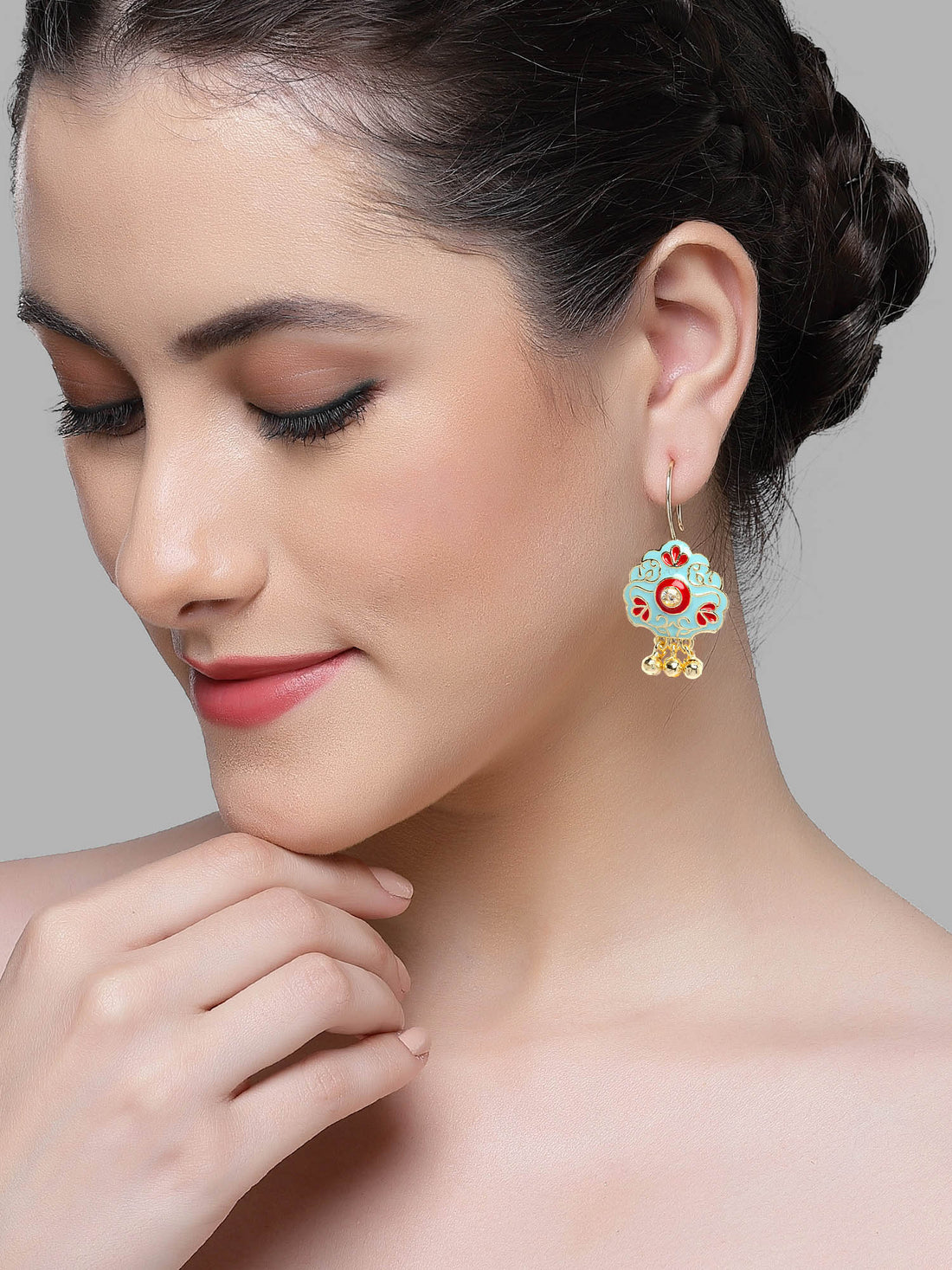 Karatcart Gold Plated Floral Design Red and Light Blue Meena Drop Earrings for Women