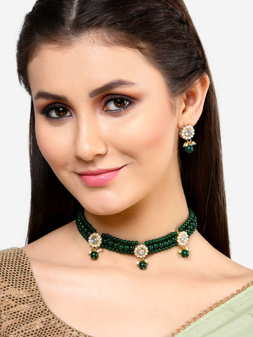 Karatcart Gold Plated Green Beaded Kundan Choker Necklace Set for Women