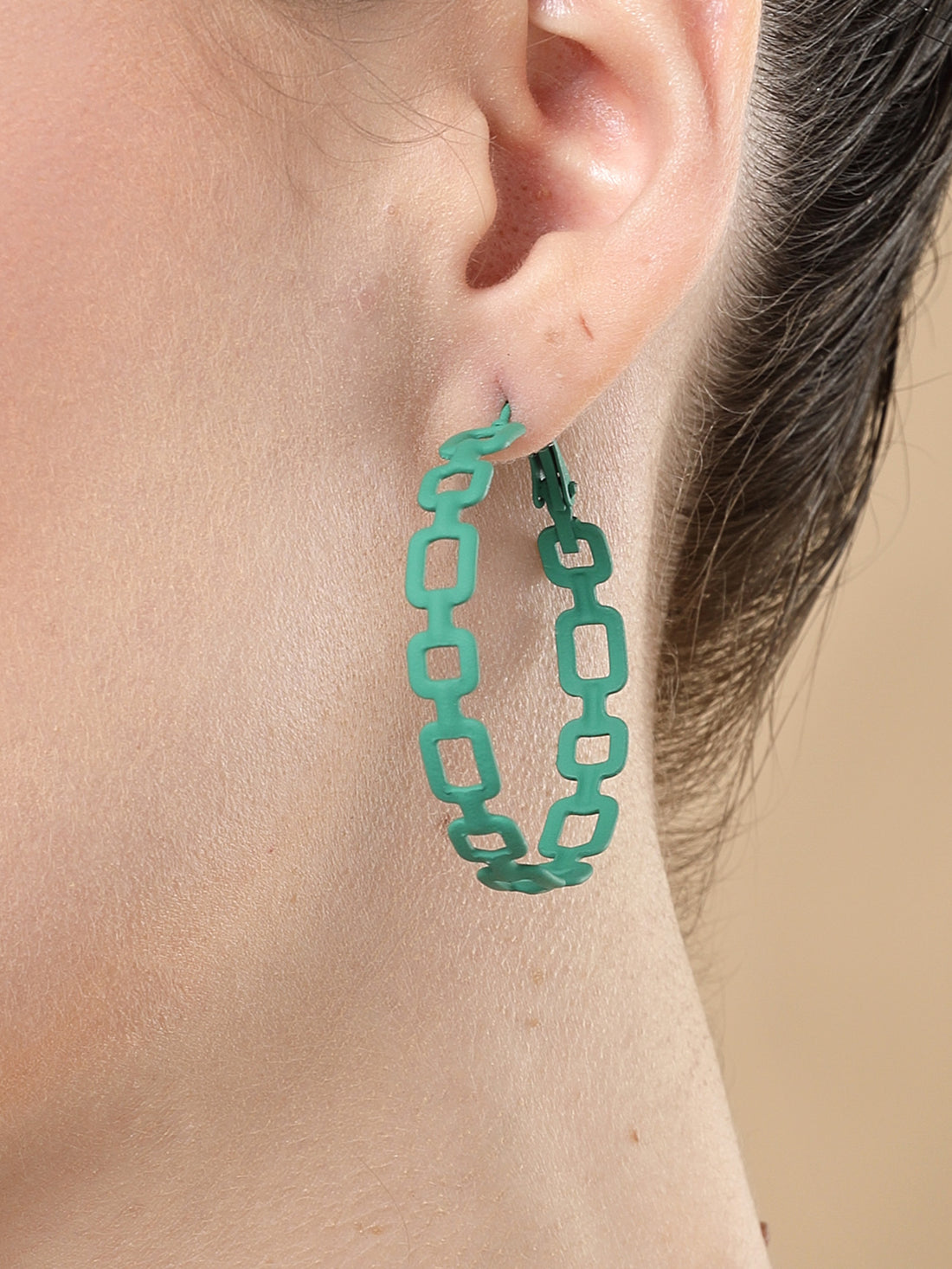 Bohey by KARATCART Green Chain Design Hoop Earrings