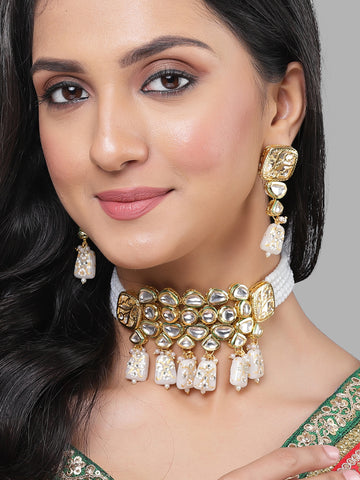 Karatcart Gold Plated White Tumble and Polki Kundan Choker Necklace Set for Women