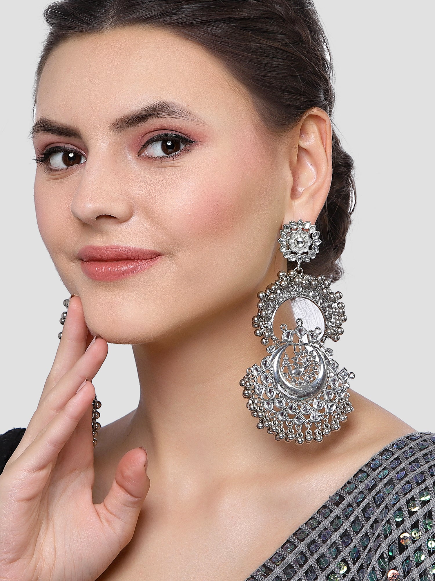 Karatcart Oxidised Silver Peacock Design Handcrafted Kundan Dangler Earrings for Women - Image 1