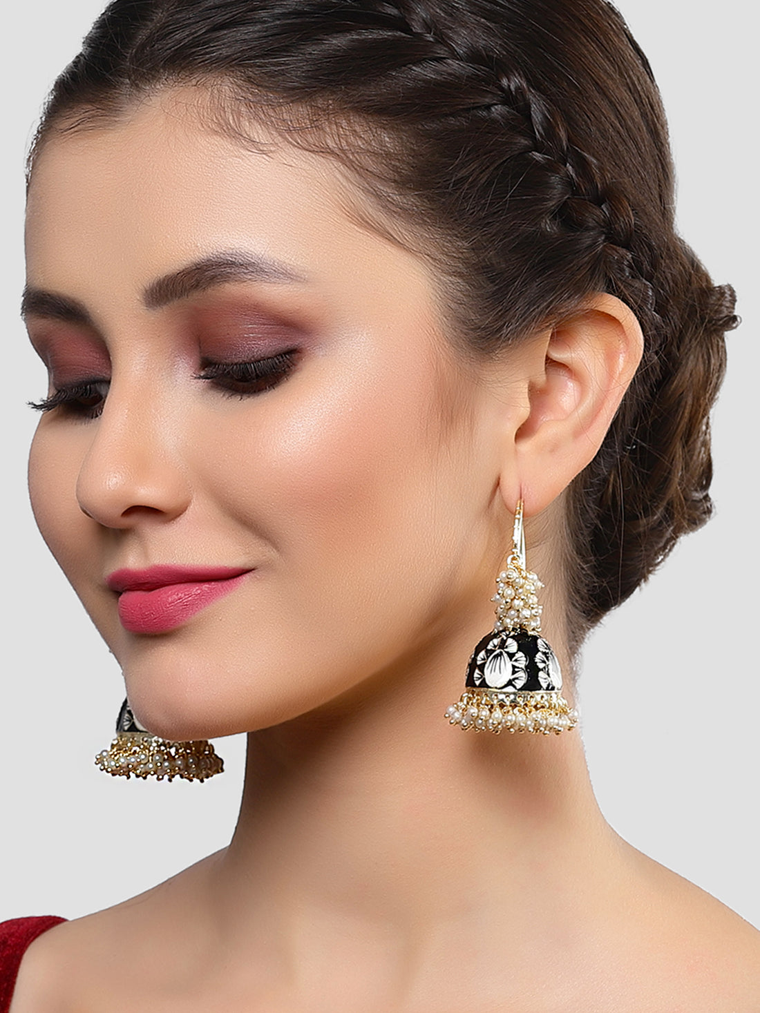 Karatcart Gold Plated Black Meena Pearl Jhumki Earrings for Women