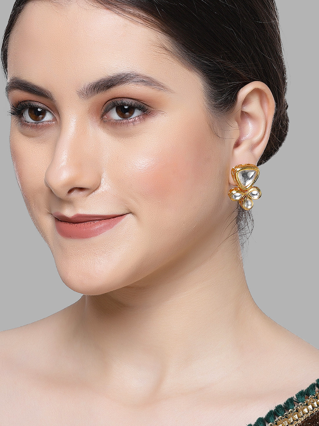 Karatcart Gold Plated Set of 2 Floral Polki Kundan Earrings for Women