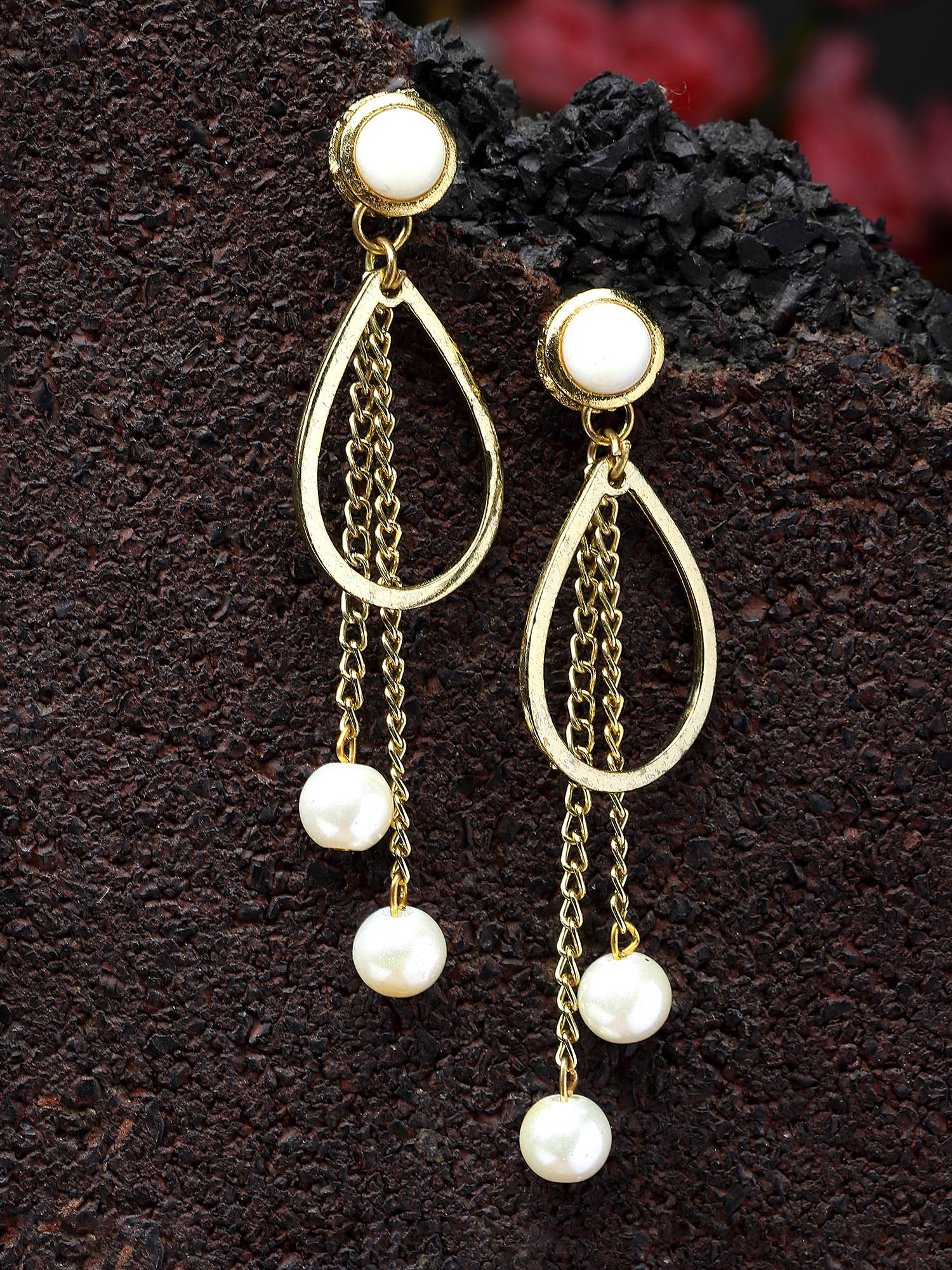 Karatcart Gold-Plated Drop Shape Pearl and Kundan Drop Earrings for Women - view 3