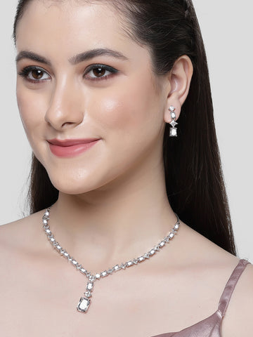 Karatcart Silver Tone Square White Cubic Zirconia Necklace Set for Women