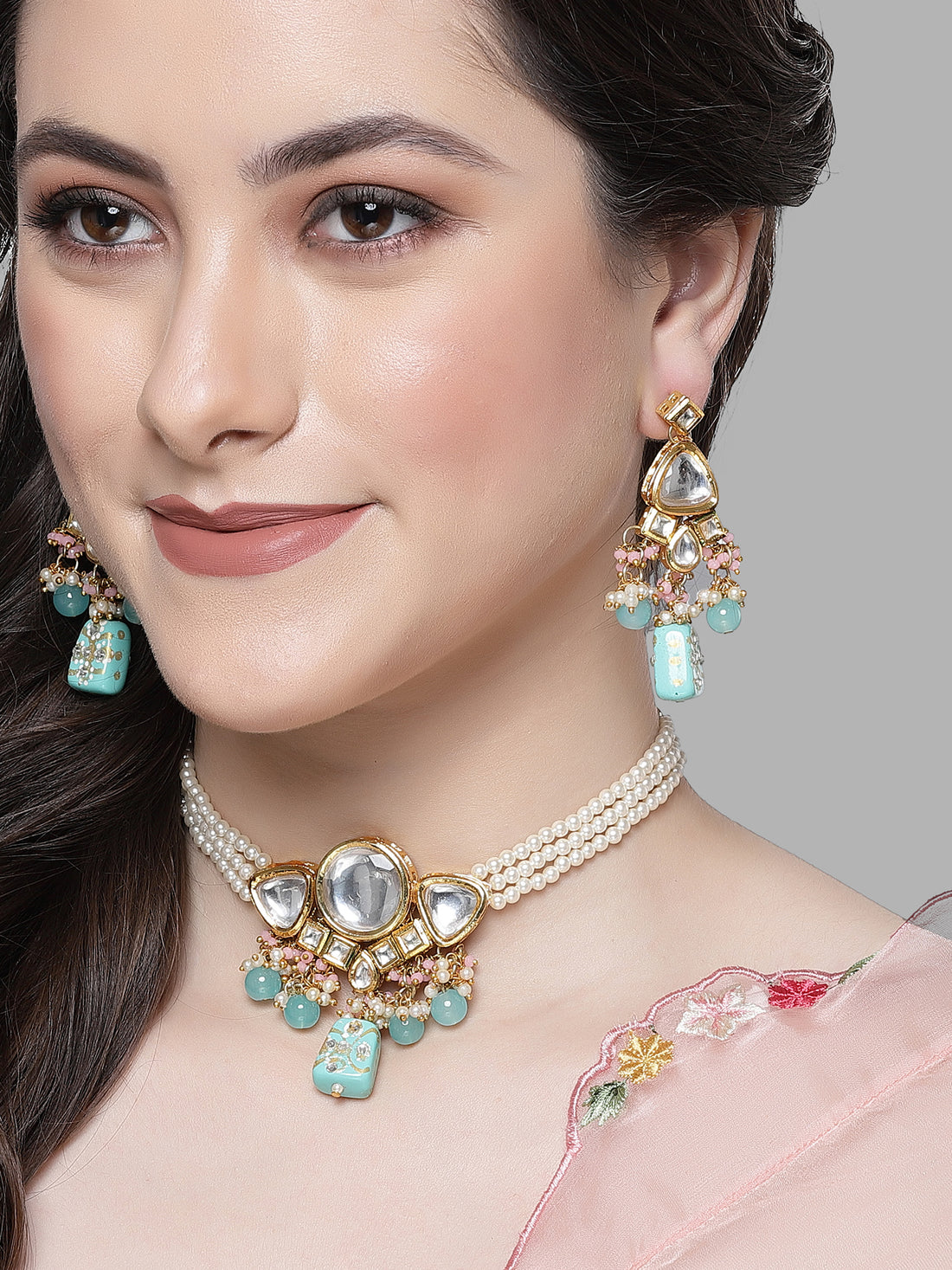 Karatcart Light Blue Tumble and Pearl Studded Polki Kundan Choker Necklace Set for Women