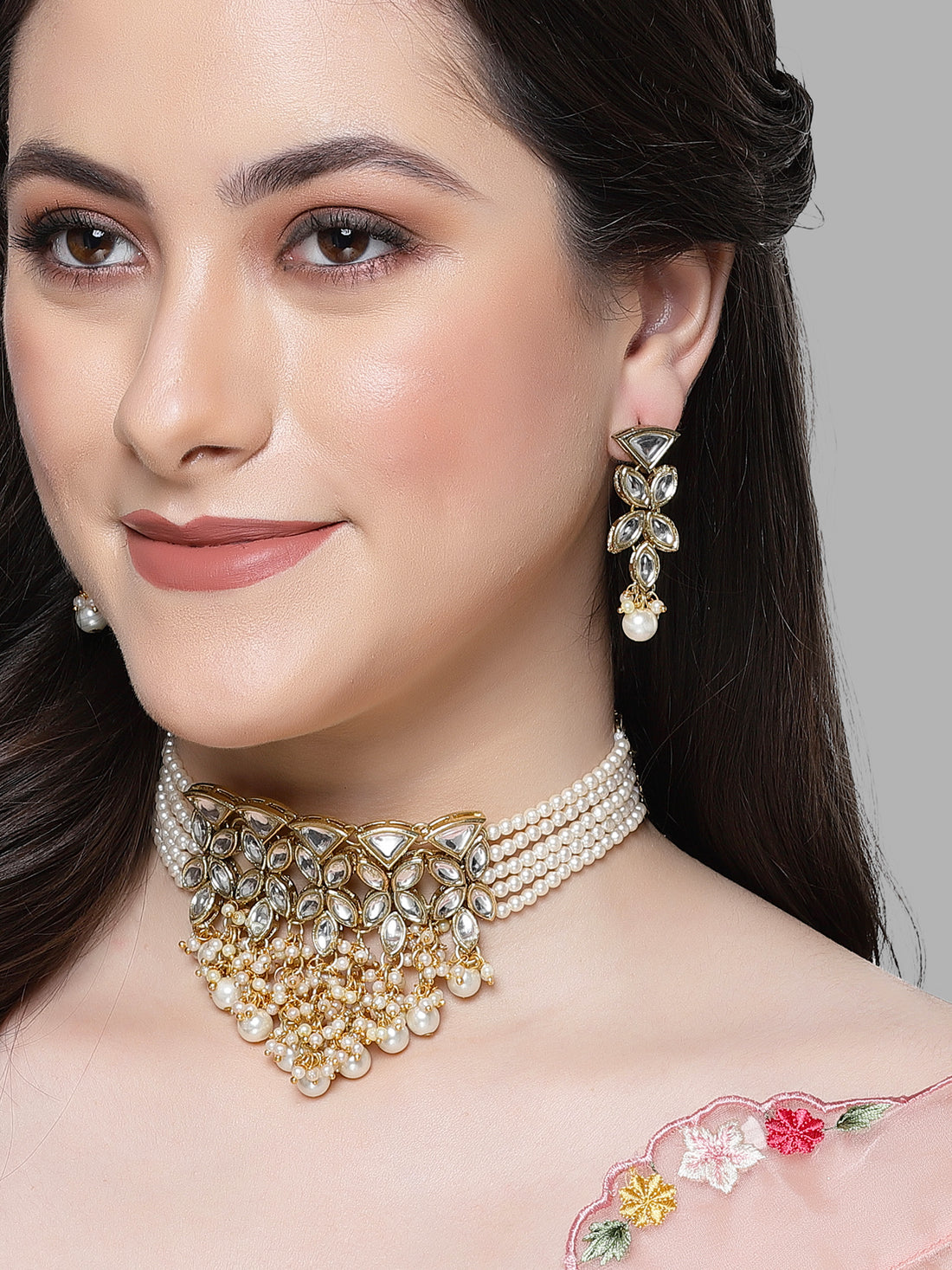 Karatcart Gold Plated Pearl Studded Kundan Choker Necklace Set for Women