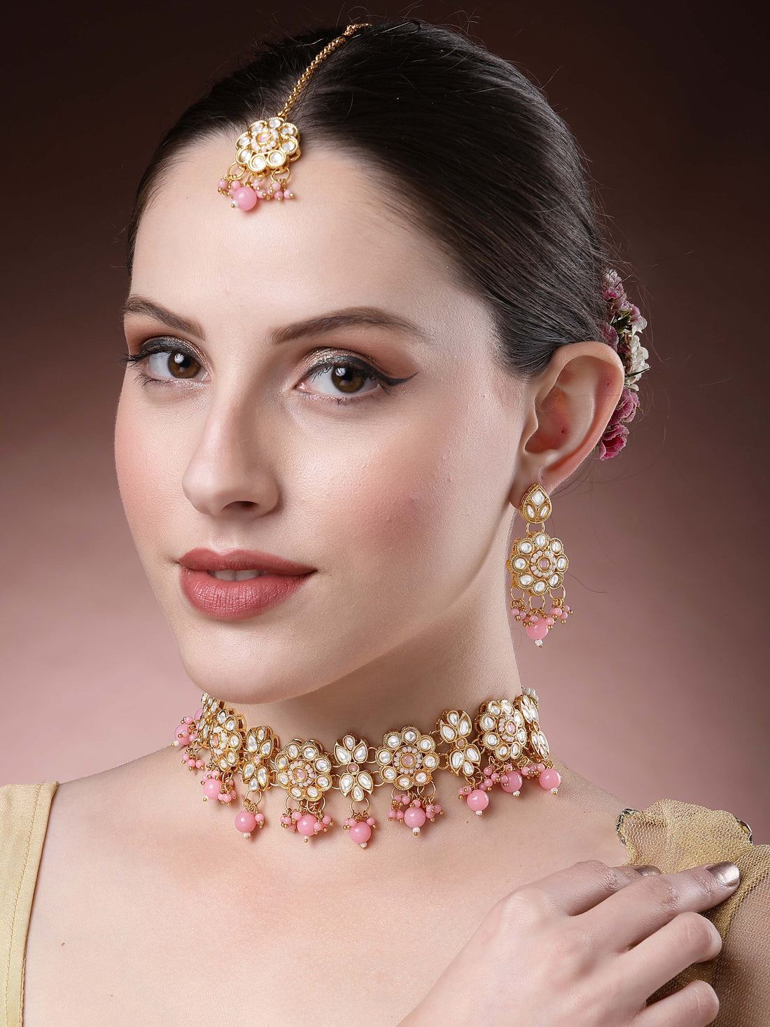 Karatcart Pink Beads Floral Design Kundan Choker Necklace Set for Women