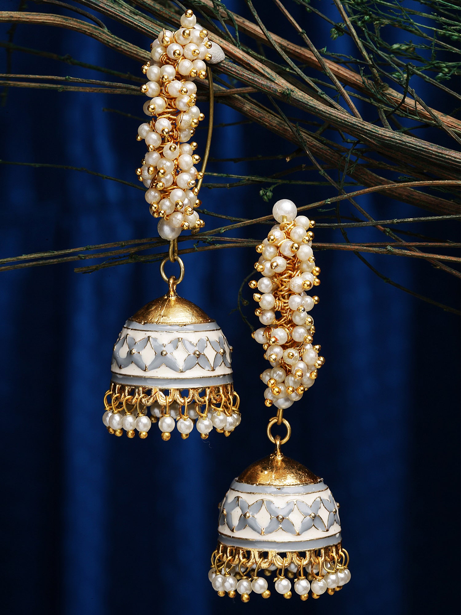 Karatcart Gold Plated Grey Meena Pearl Studded Kundan Jhumki Earrings for Women - view 3