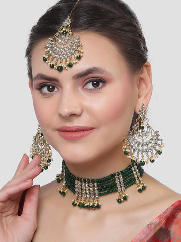 Karatcart Gold Plated Green Beaded Kundan Choker Necklace Set for Women