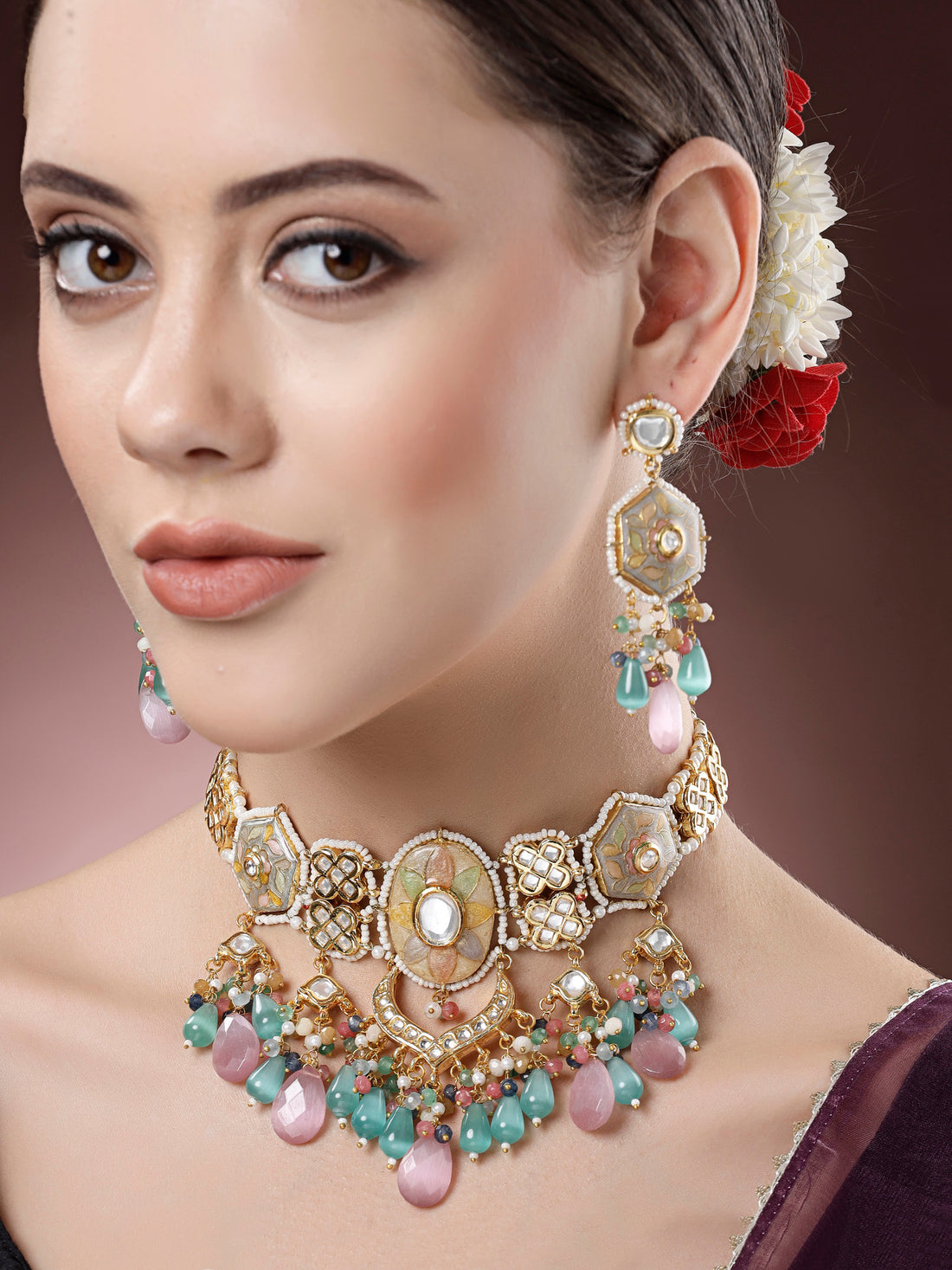 Karatcart Pink and Light Blue Crystal Gold Plated Polki Kundan Choker Necklace Set for Women