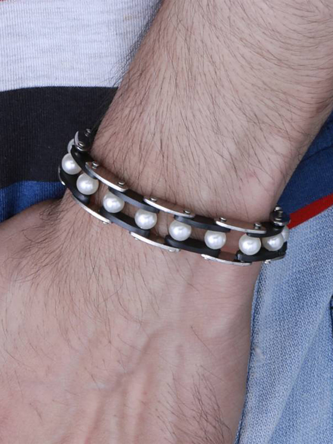 Bohey by KARATCART Men's Leather Black and Silver Link Stainless Steel Bracelet