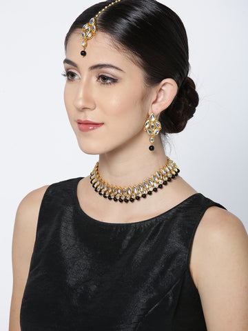 Karatcart Gold-Plated Handcrafted Kundan & Black Beads Studded Choker Necklace Set