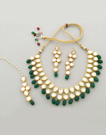 ANTIQUE ORIGINS KUNDAN GREEN TUMBLE NECKLACE SET