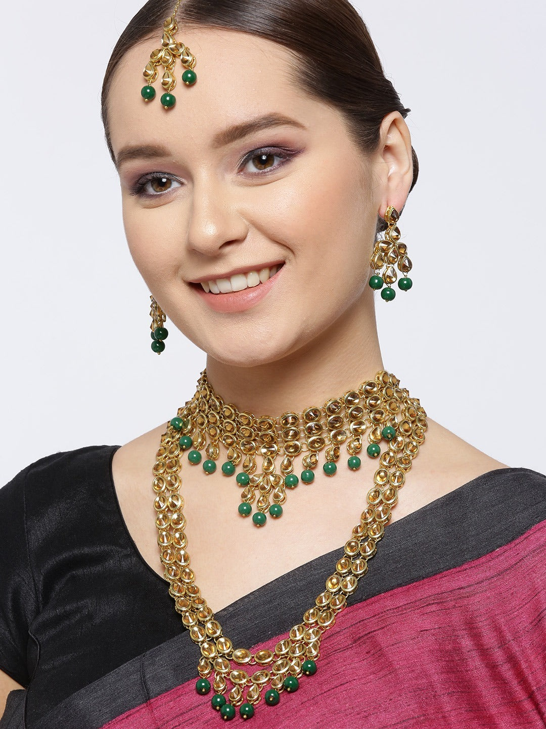 Karatcart Gold Plated Kundan with Green Drop Bridal Necklace Set