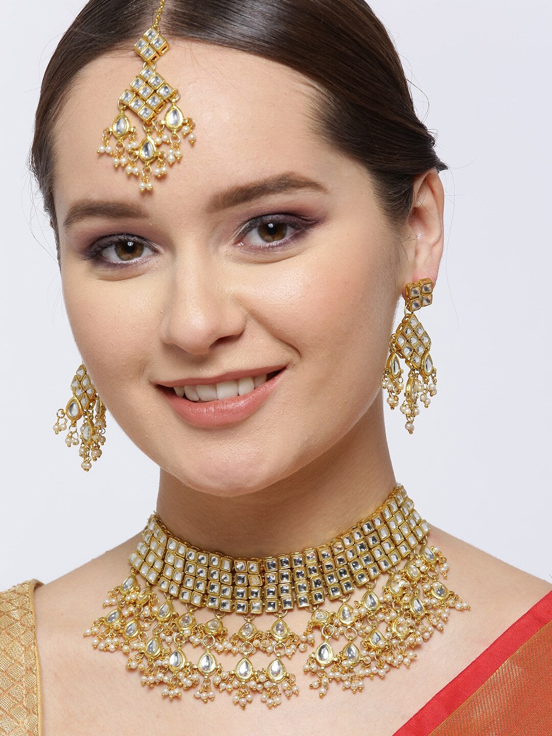 Karatcart Kundan Choker Necklace Set