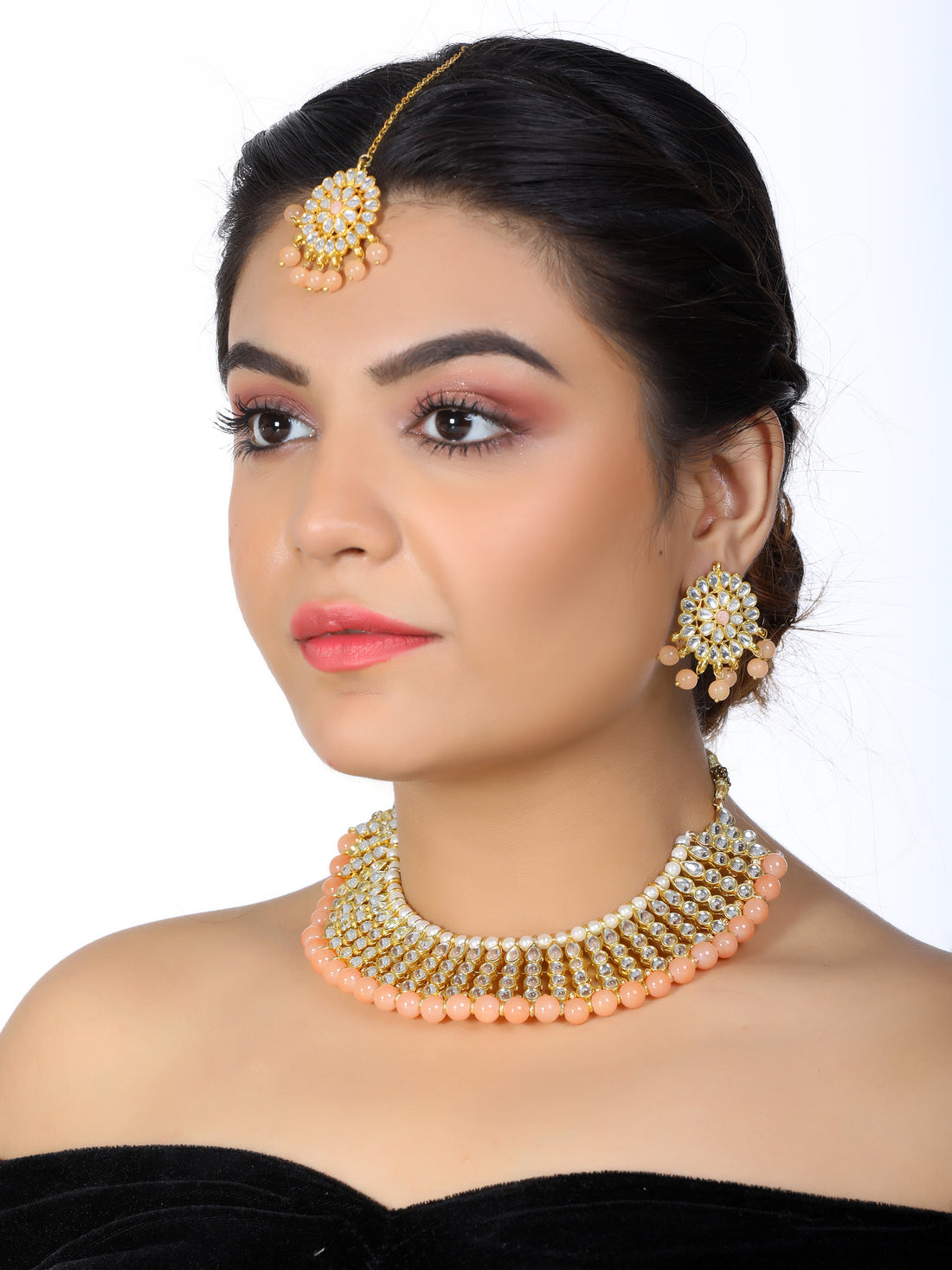 Kundan Peach Choker Necklace Set