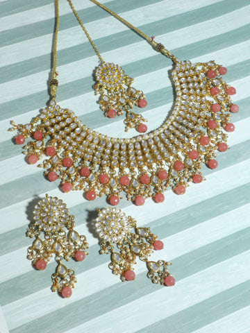 Kundan Peach Stones Choker Necklace Set