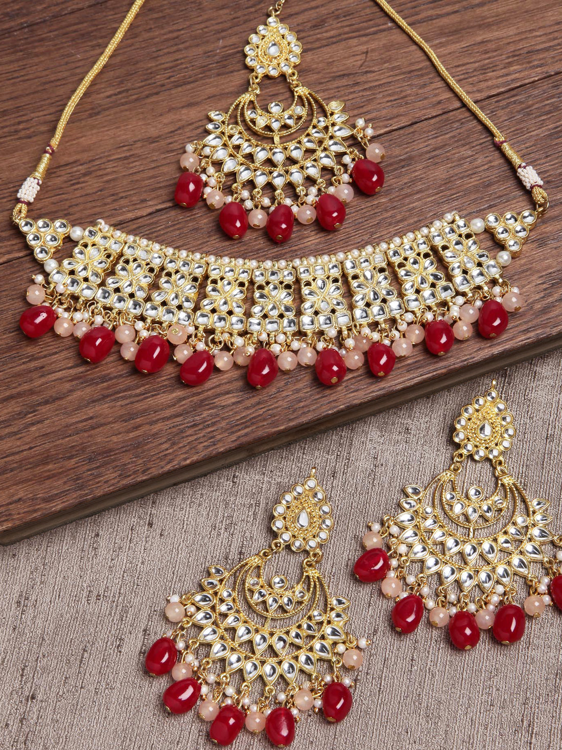 Red Tumble and Peach Beads Studded Kundan Choker Necklace Set