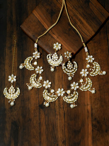 Moon Patterned Pearl Kundan Necklace Set