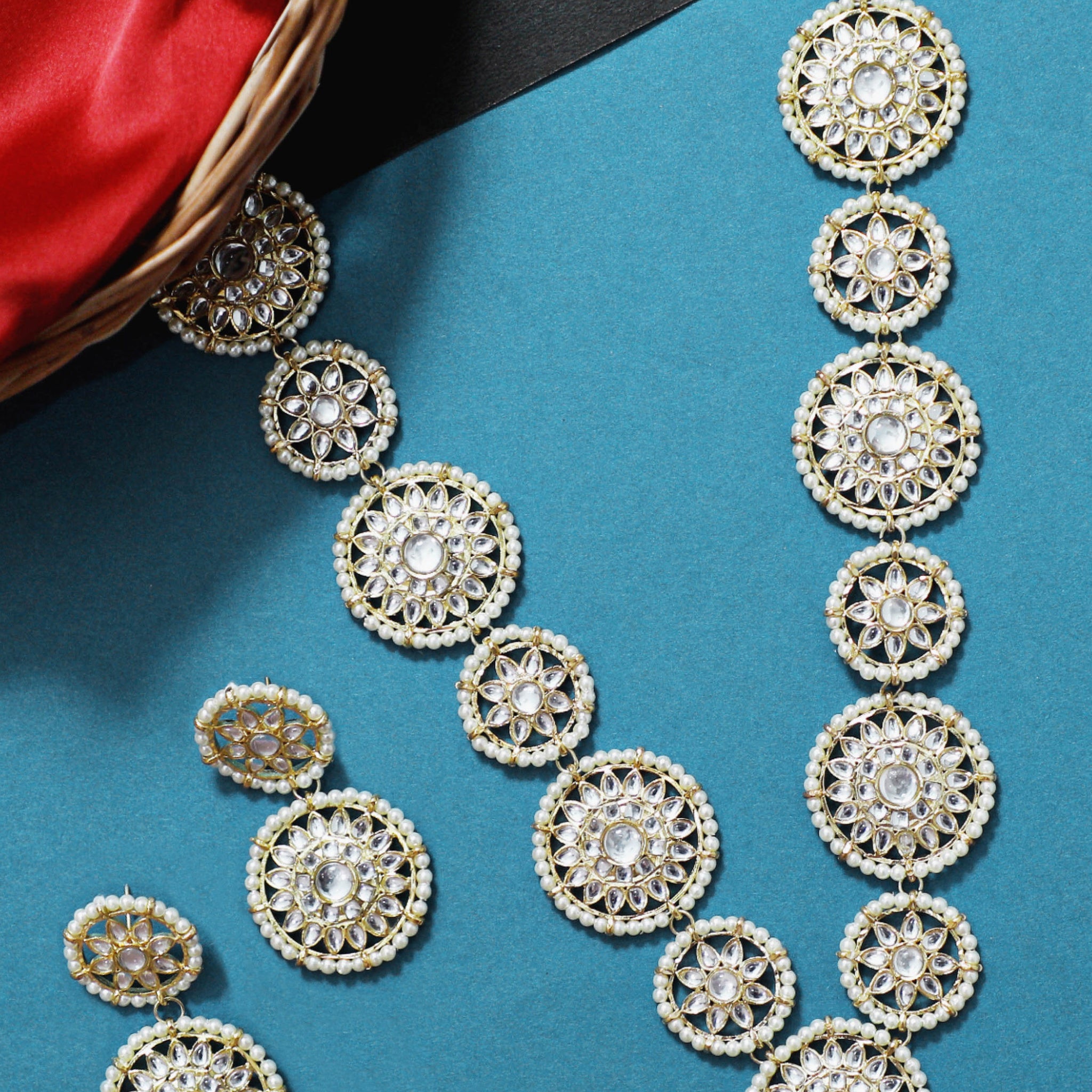 Traditional Gold-Plated Kundan Rani Haar Necklace Set