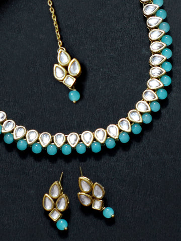 Karatcart Gold-Plated Handcrafted Kundan & Light Blue Beads Studded Choker Necklace Set