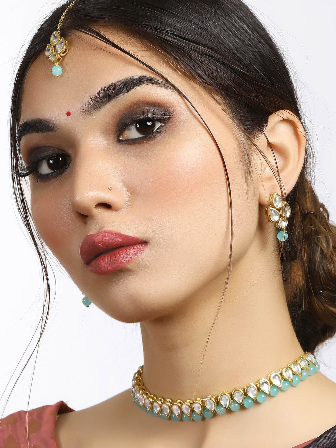 Karatcart Gold-Plated Handcrafted Kundan & Light Blue Beads Studded Choker Necklace Set