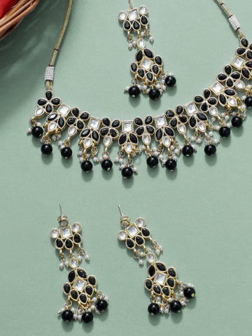 Kundan Black Choker Necklace Set