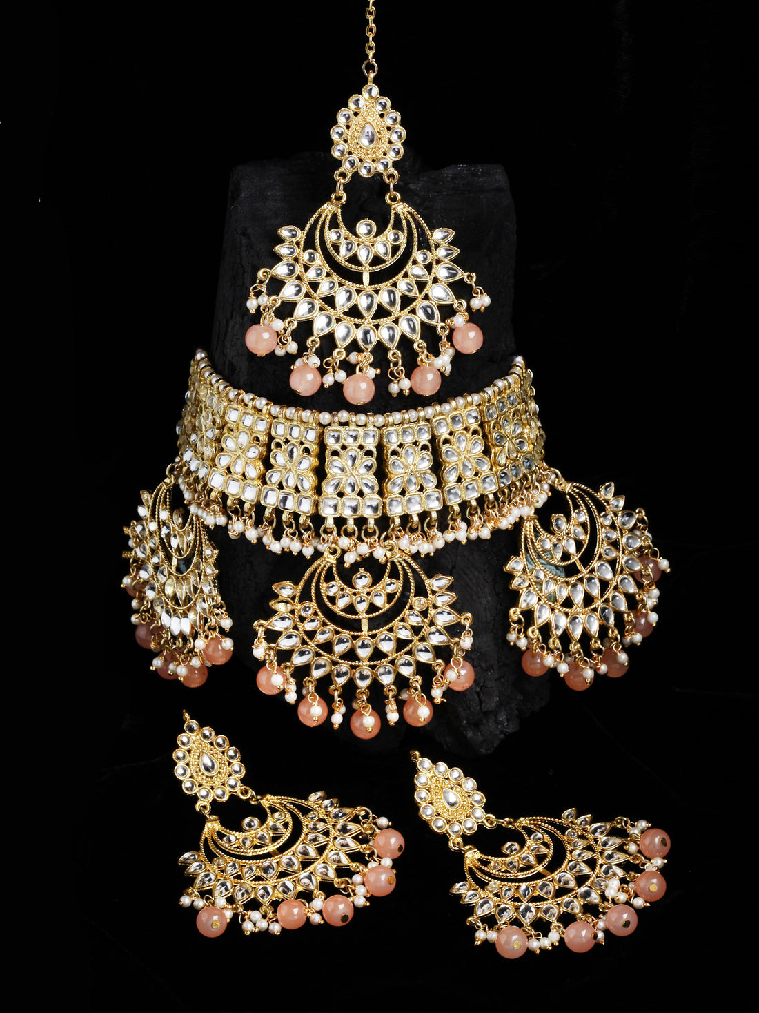 Peach Beads Gold-Toned Kundan Studded Bridal Choker Necklace Set