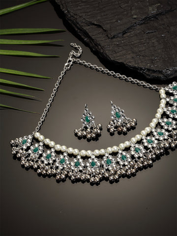 Oxidised Silver Green Kundan Studded Handcrafted Necklace Set