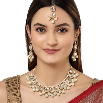 Karatcart Gold Plated Pearl and Drop Kundan Studded Choker Necklace Setfor Women