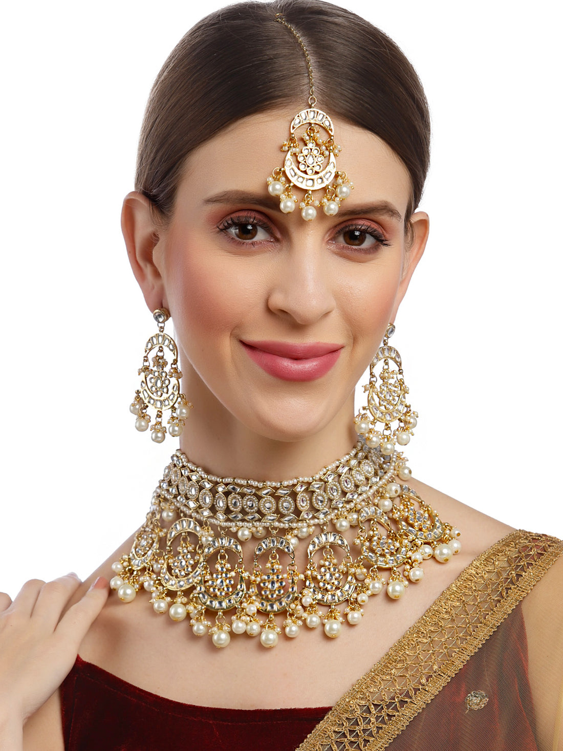 Karatcart Gold Plated Pearl Beaded Bridal Choker Necklace Set