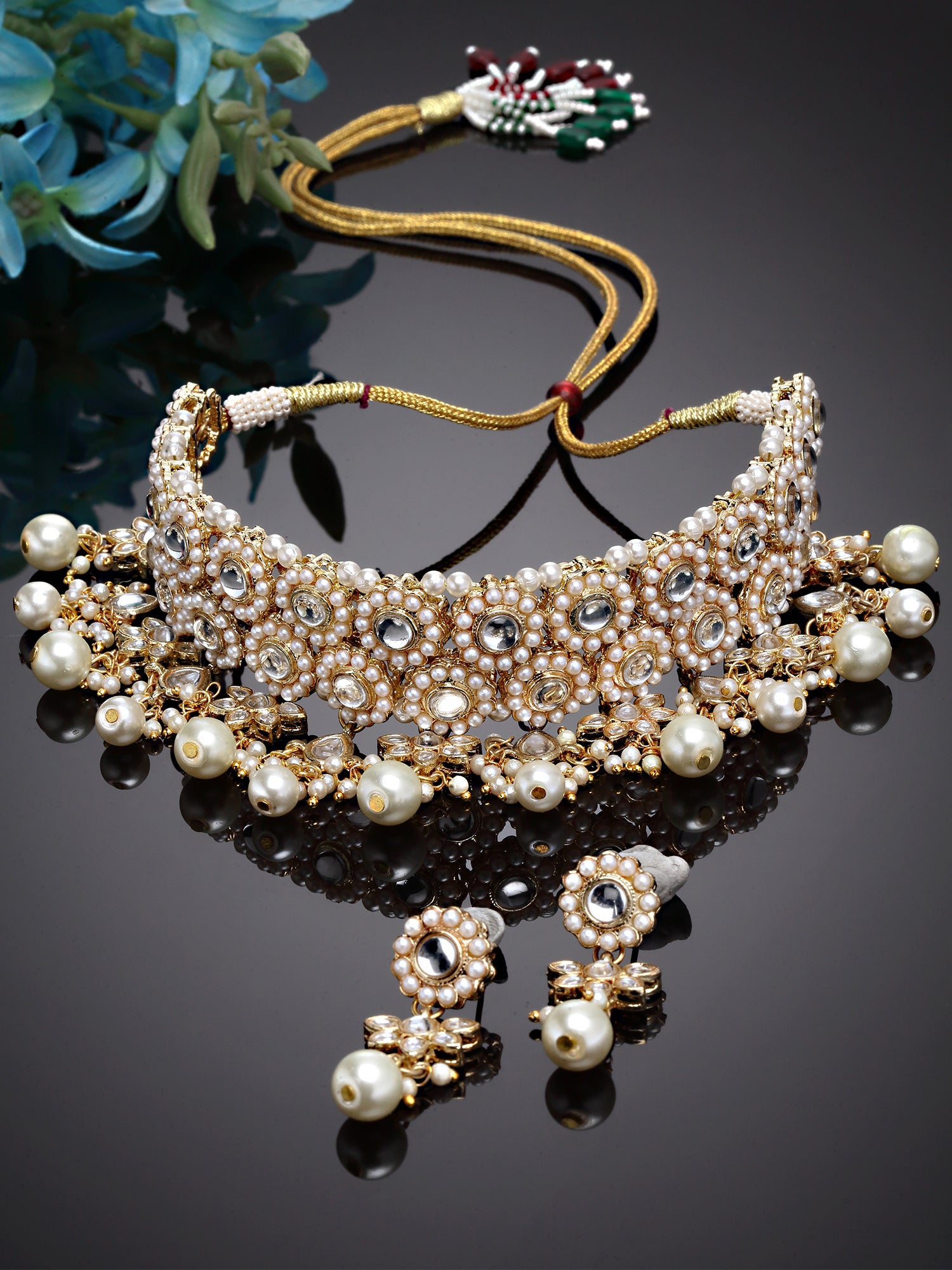 Karatcart Gold Plated Pearl and Kundan Studded Choker Necklace Set for Women