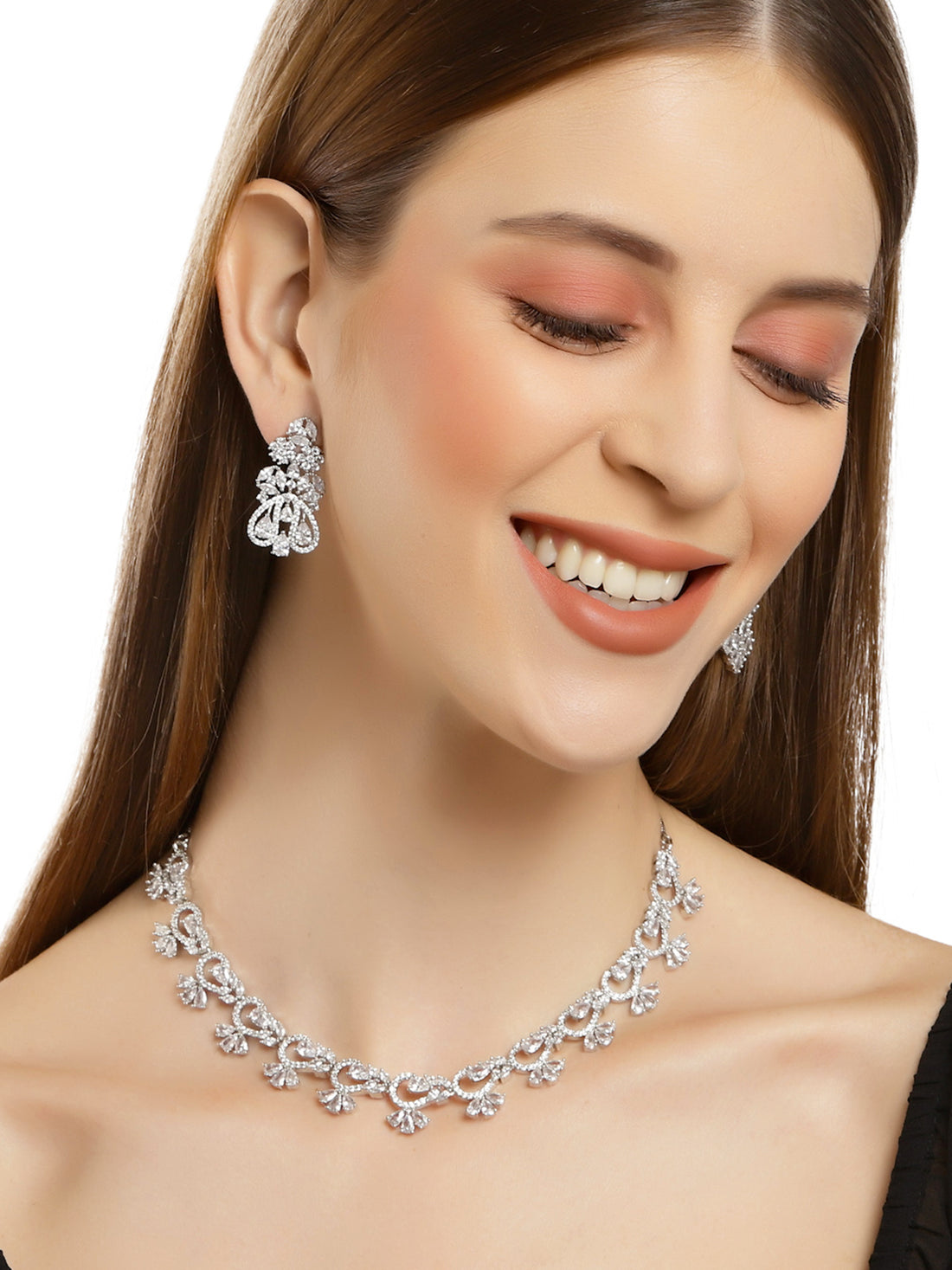 Karatcart Silver Tone American Diamond Studded Necklace Set For Women